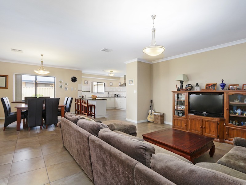 20 Glenview Way, Southern River WA 6110