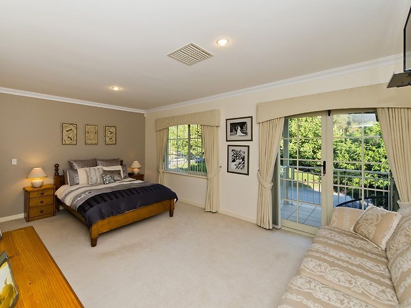 3 Bennett Drive, Canning Vale WA 6155