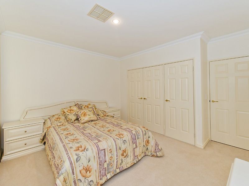 3 Bennett Drive, Canning Vale WA 6155