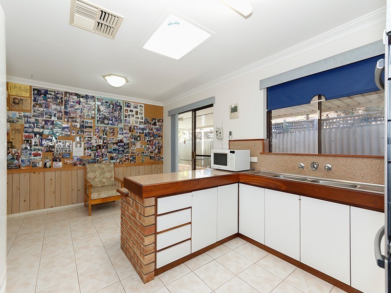 9 Shelburn Road, Thornlie WA 6108