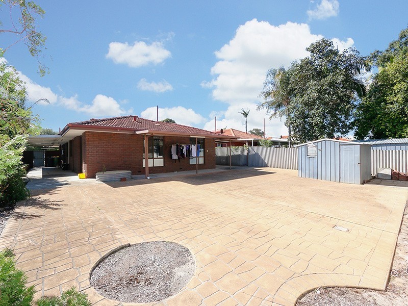 9 Shelburn Road, Thornlie WA 6108