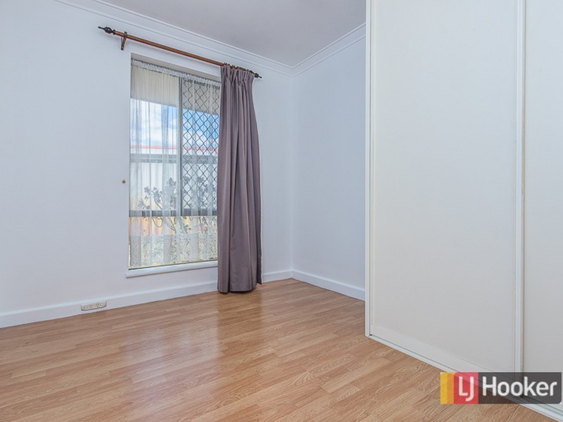 35 Wilfred Road, Thornlie WA 6108