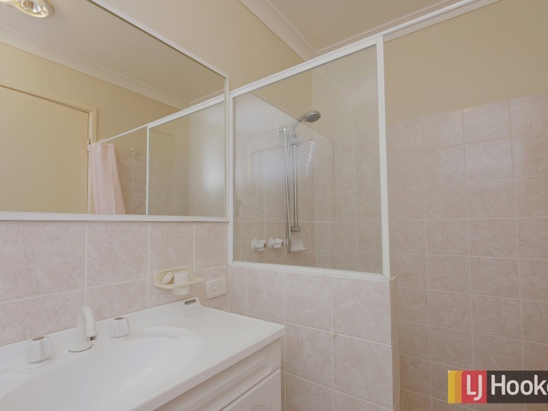 21 Tritonia Rise, Thornlie WA 6108
