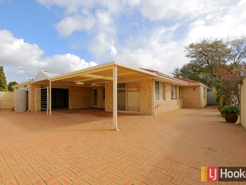 21 Tritonia Rise, Thornlie WA 6108