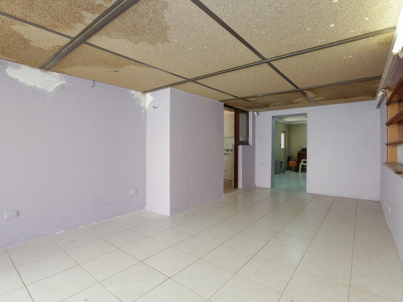 24B Spring Road, Thornlie WA 6108
