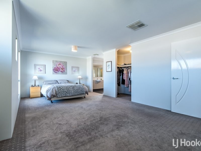 26 Randwick Bend, Harrisdale WA 6112