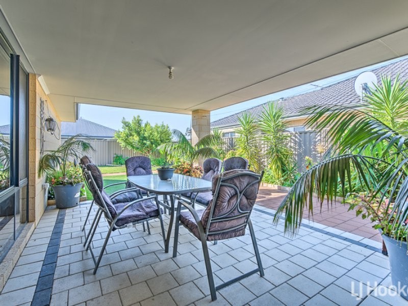 26 Randwick Bend, Harrisdale WA 6112