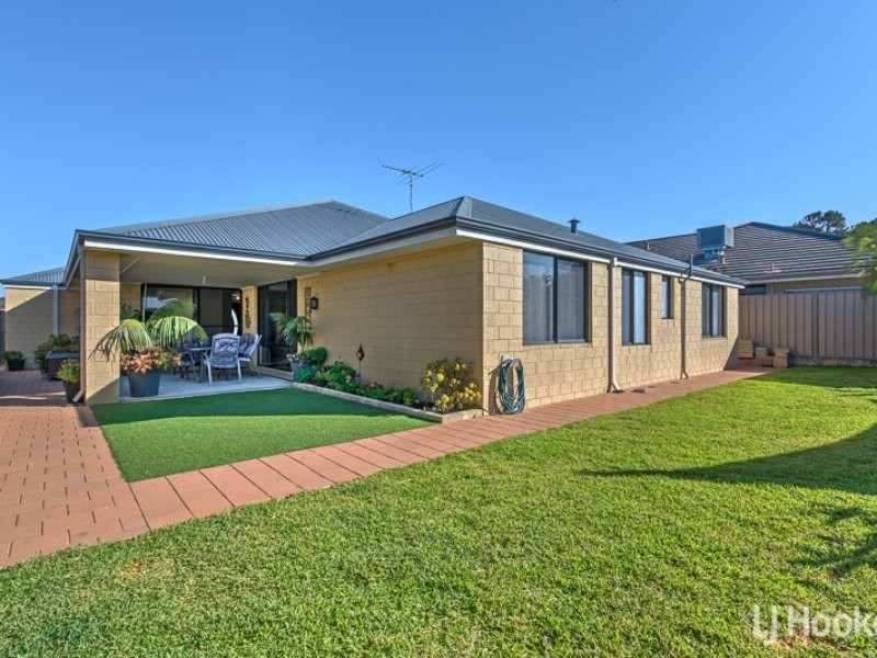 26 Randwick Bend, Harrisdale WA 6112