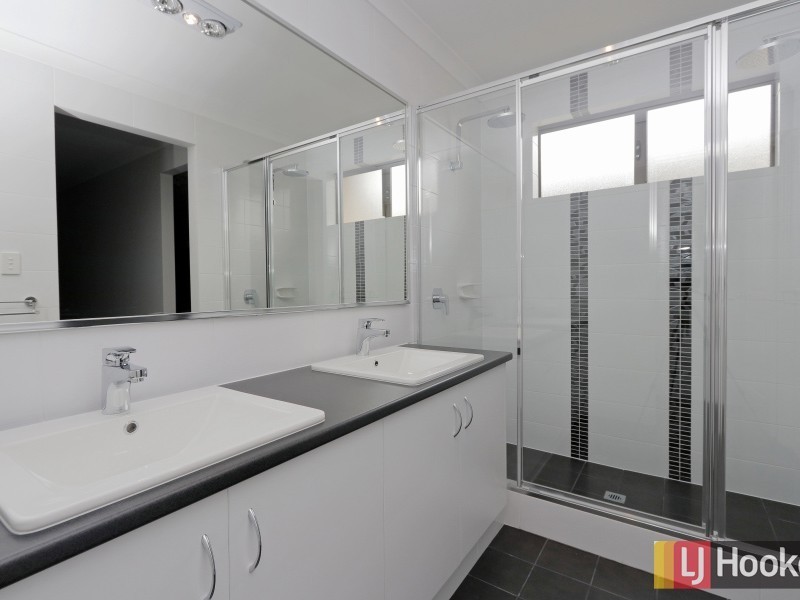 10 Cascade Road, Wandi WA 6167