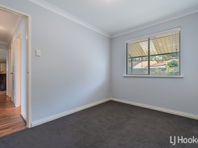 30 Ningaloo Way, Thornlie WA 6108