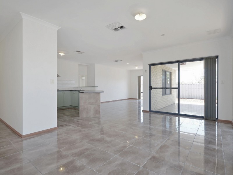 19 Quail Place, Langford WA 6147