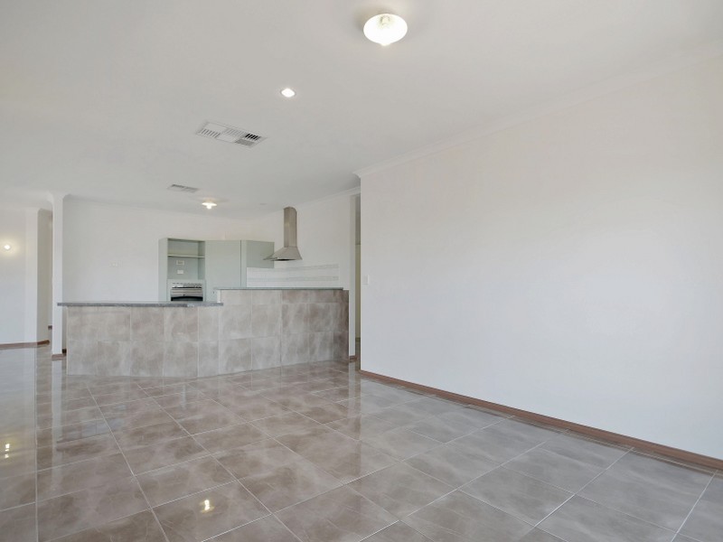 19 Quail Place, Langford WA 6147