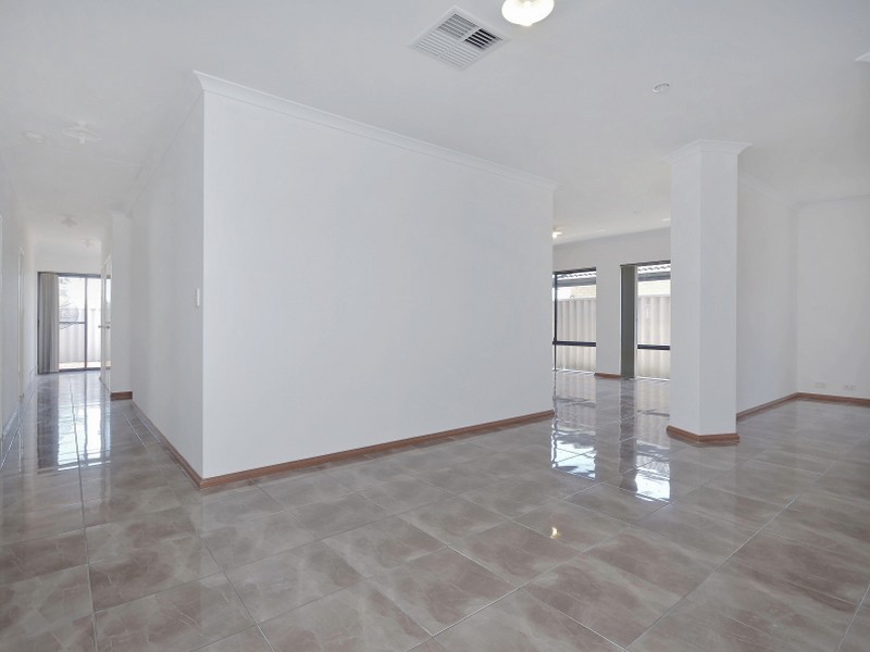 19 Quail Place, Langford WA 6147