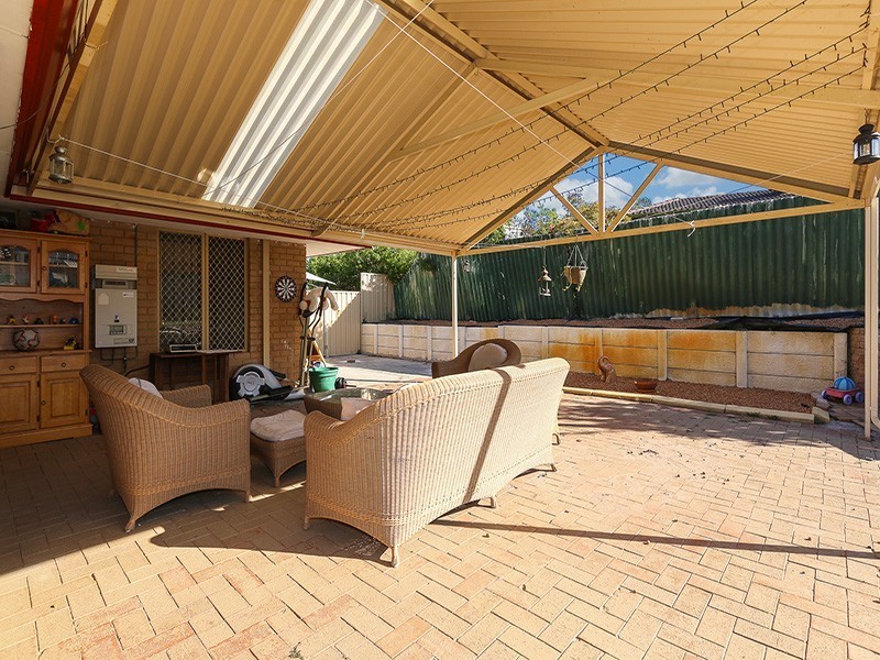 5 Tawny Way, Thornlie WA 6108