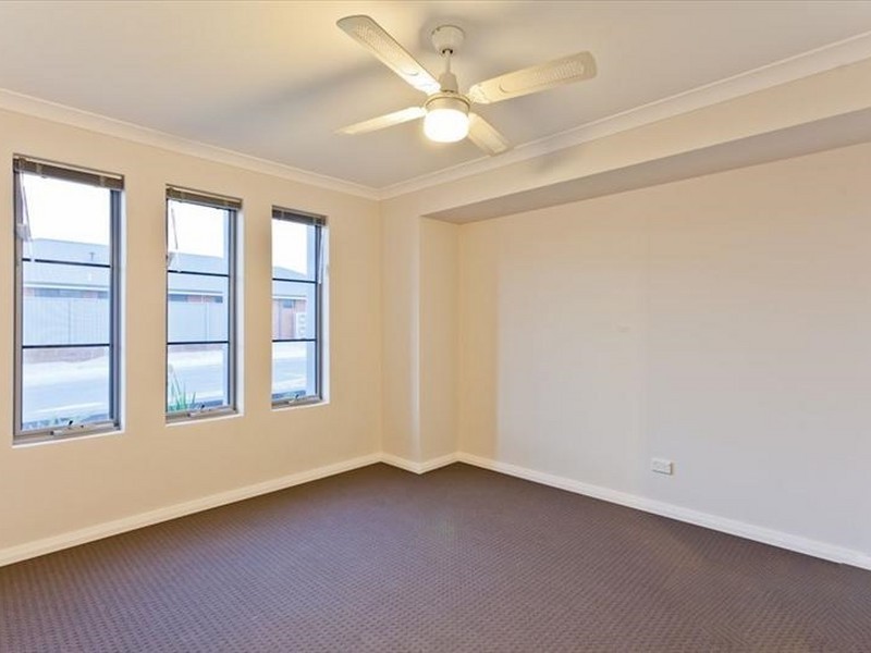 3 Ewens Pass, Wandi WA 6167