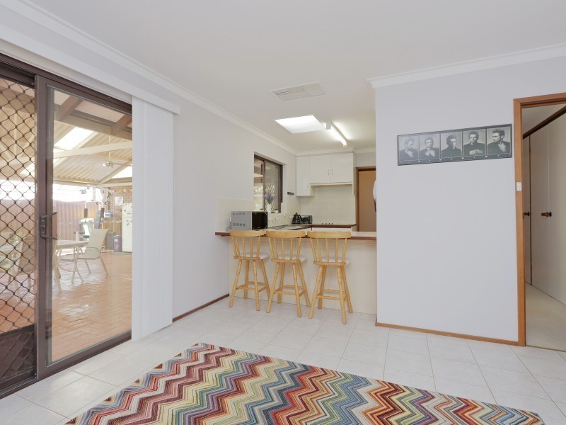 28 Helena Crescent, Thornlie WA 6108