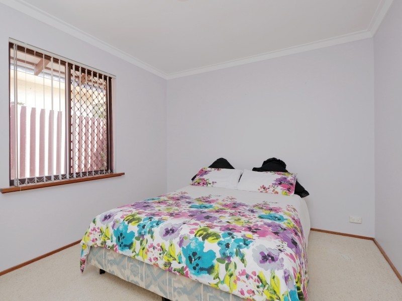 28 Helena Crescent, Thornlie WA 6108