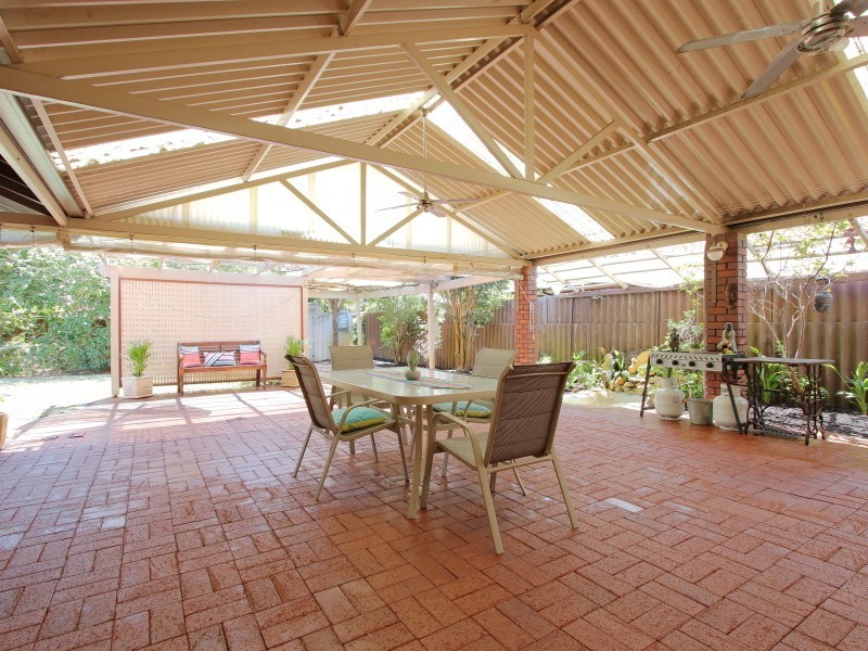 28 Helena Crescent, Thornlie WA 6108