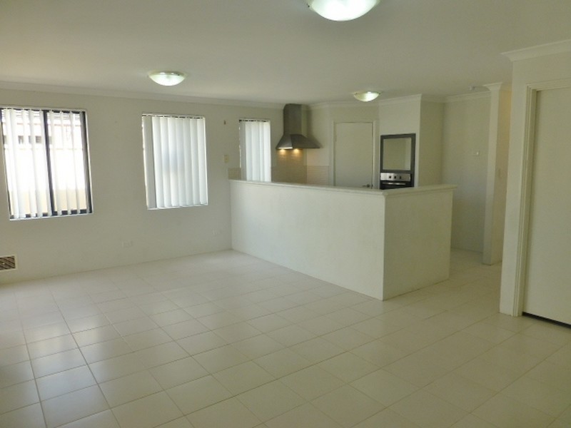 33C Banyard Avenue, Kelmscott WA 6111