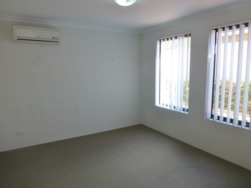 33C Banyard Avenue, Kelmscott WA 6111