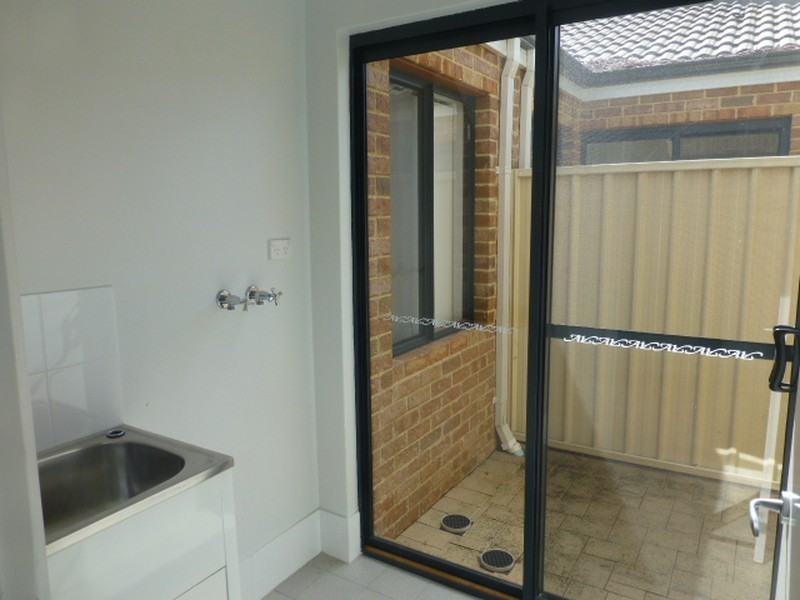 33C Banyard Avenue, Kelmscott WA 6111