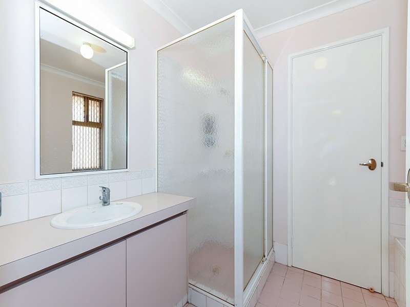 13/8 Heron Place, Maddington WA 6109