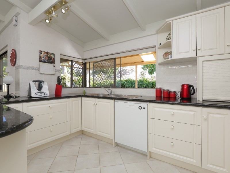 22 Essington Street, Huntingdale WA 6110