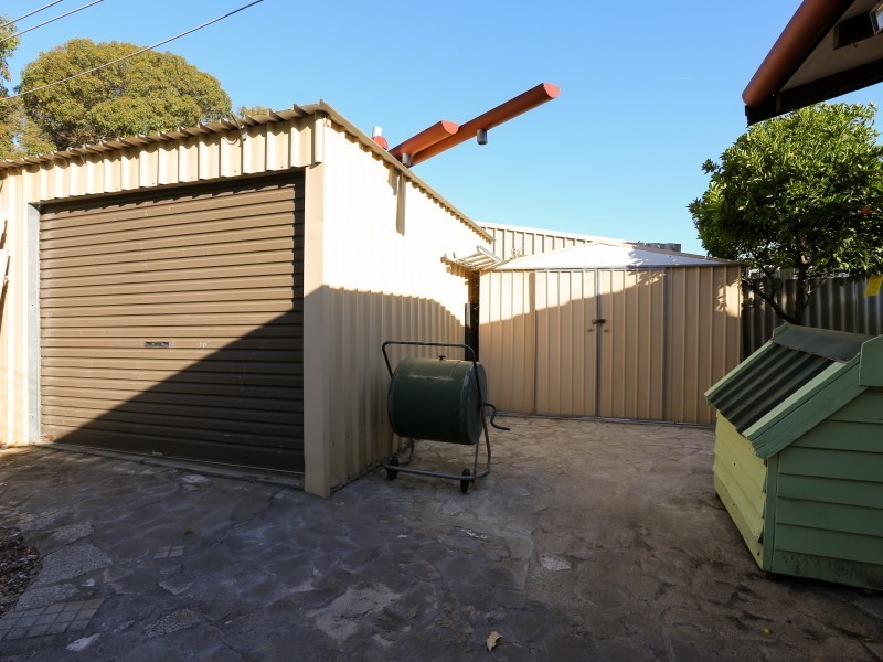 22 Essington Street, Huntingdale WA 6110