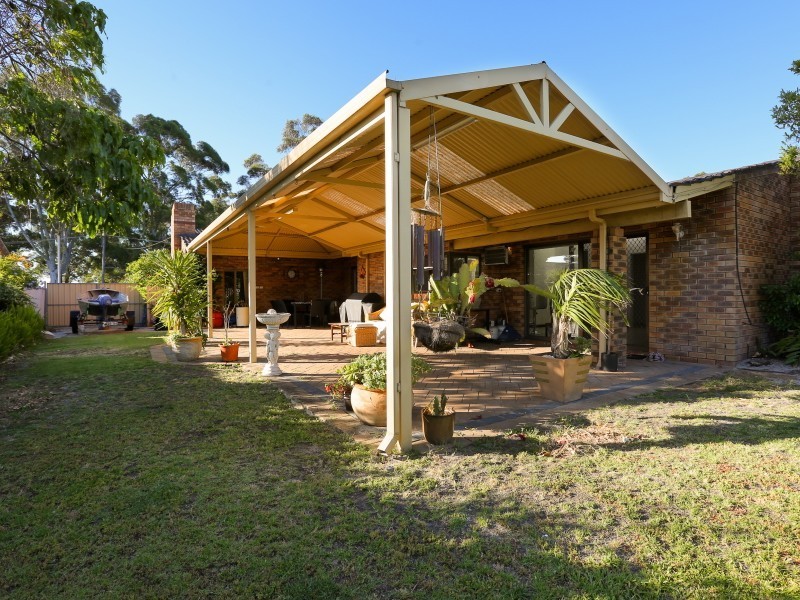 22 Essington Street, Huntingdale WA 6110