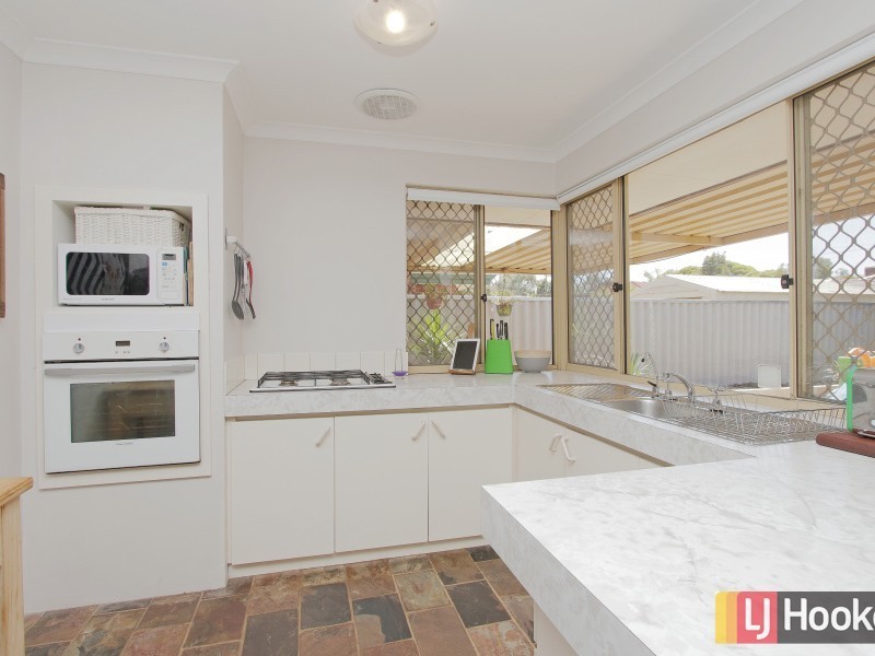 5 Lydiard Retreat, Canning Vale WA 6155
