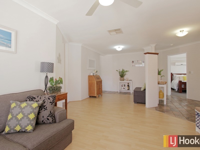 5 Lydiard Retreat, Canning Vale WA 6155