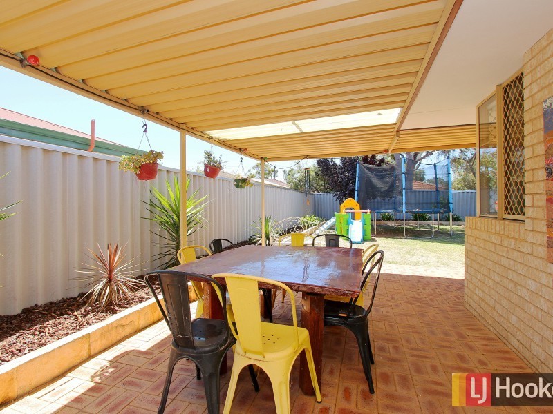 5 Lydiard Retreat, Canning Vale WA 6155