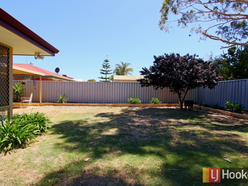 5 Lydiard Retreat, Canning Vale WA 6155