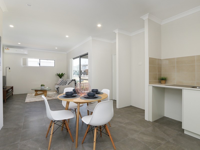 38 Prince Street (cnr Centre Street), Queens Park WA 6107