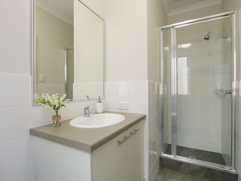 38 Prince Street (cnr Centre Street), Queens Park WA 6107