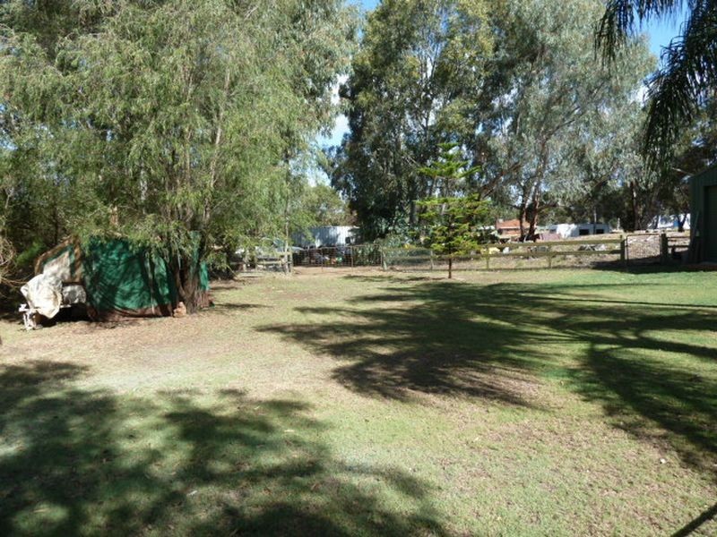 33 Victoria Road, Kenwick WA 6107