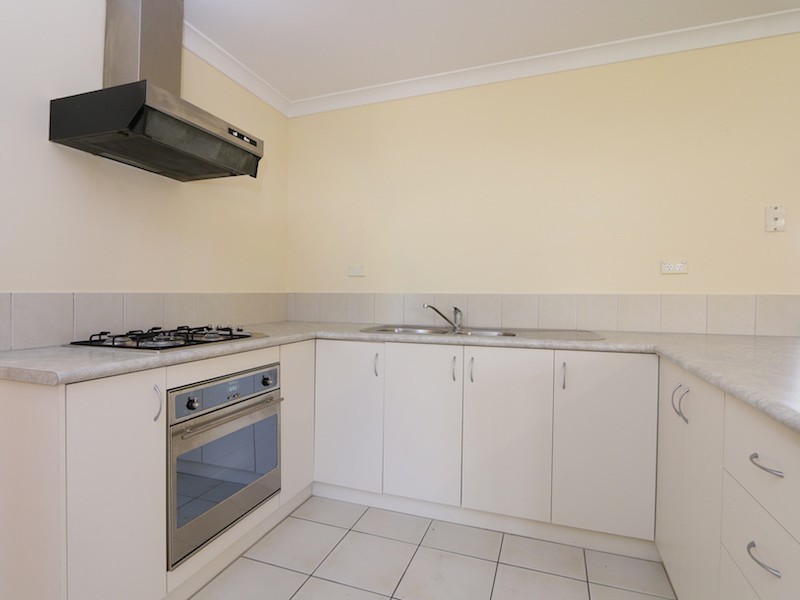 8/25 Apley Street, Maddington WA 6109