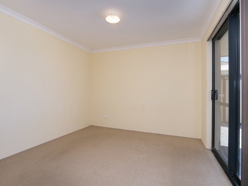 8/25 Apley Street, Maddington WA 6109