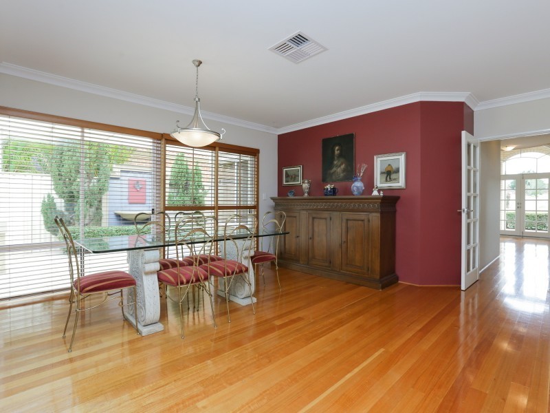 24 Burnside Terrace, Canning Vale WA 6155