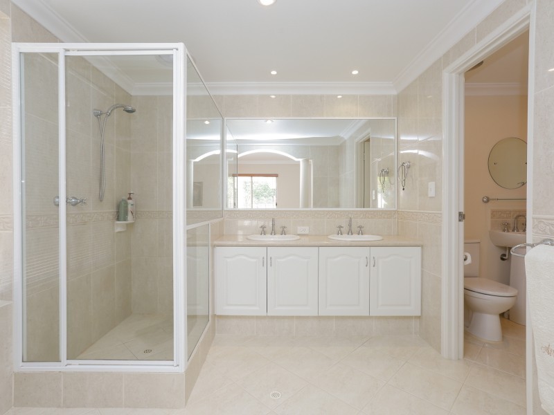 24 Burnside Terrace, Canning Vale WA 6155