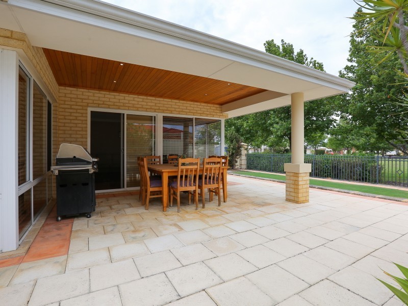 24 Burnside Terrace, Canning Vale WA 6155