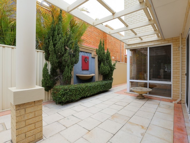 24 Burnside Terrace, Canning Vale WA 6155