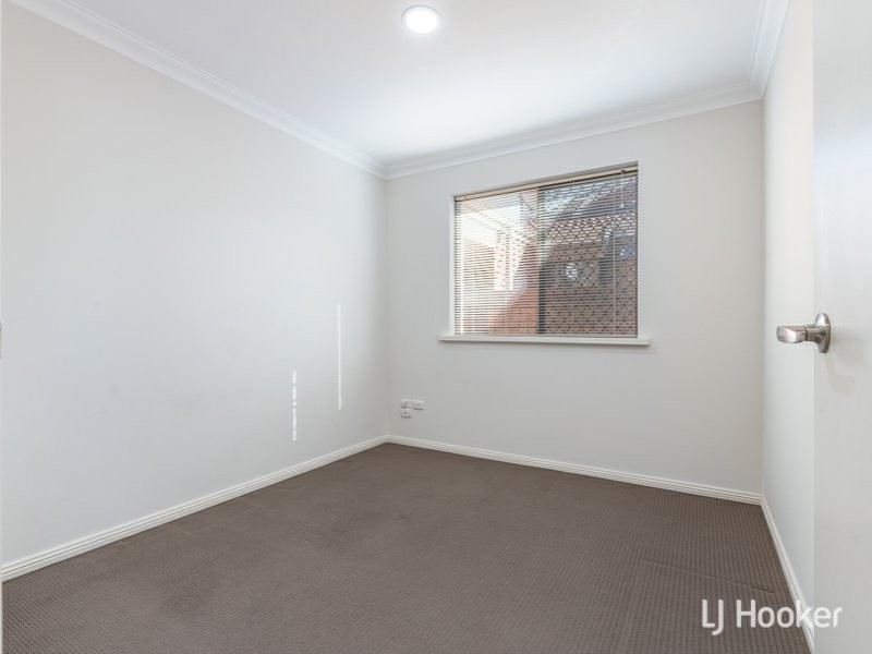 5/8 Moore Street, Dianella WA 6059