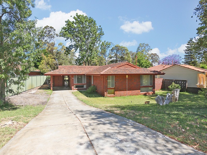 36 Regency Drive, Thornlie WA 6108