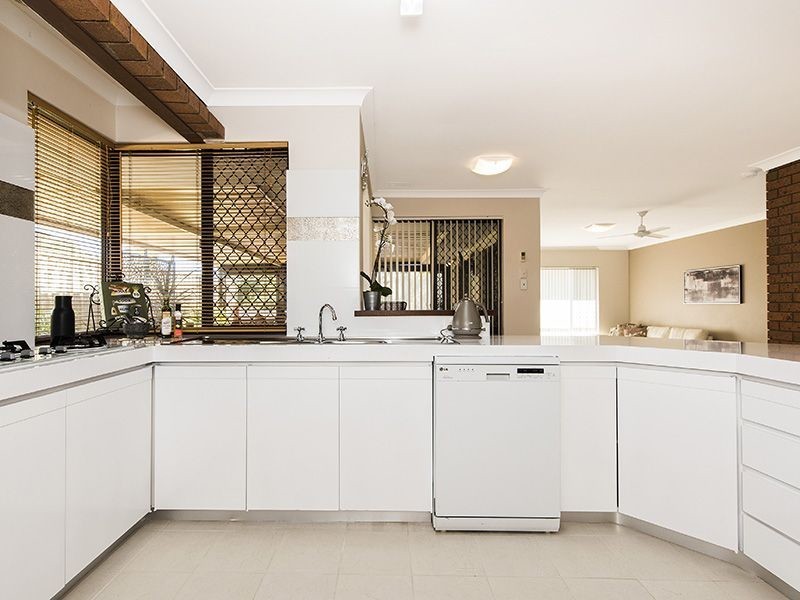 25 Corriedale Place, Thornlie WA 6108