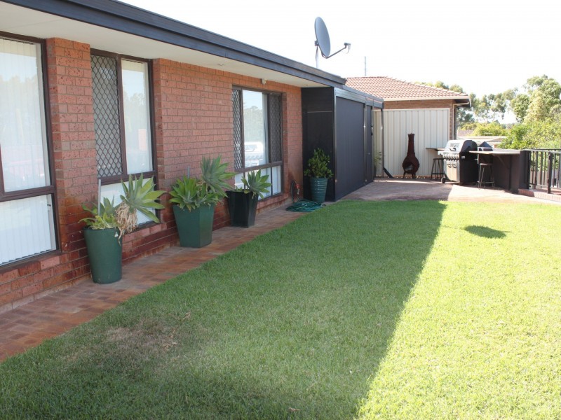 25 Corriedale Place, Thornlie WA 6108