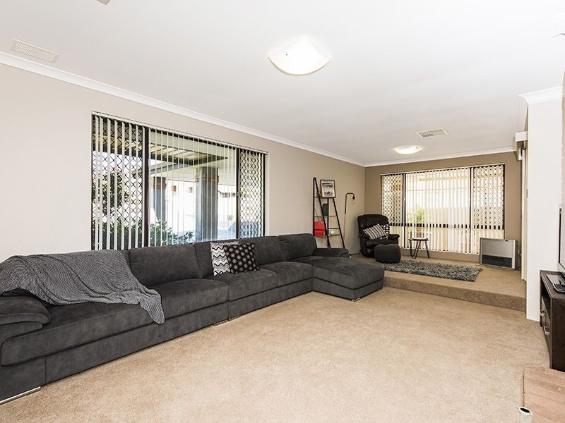 25 Corriedale Place, Thornlie WA 6108