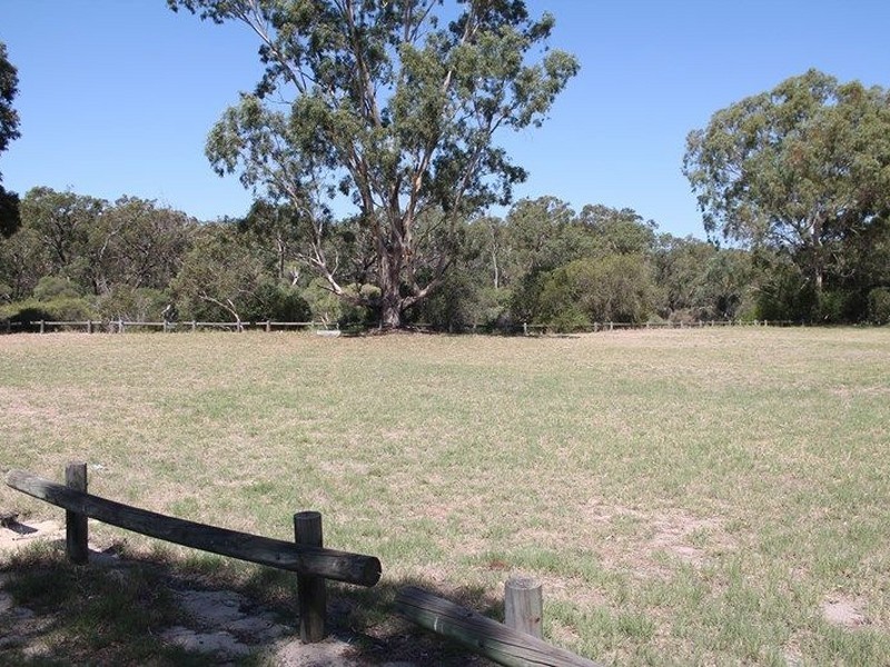 25 Corriedale Place, Thornlie WA 6108