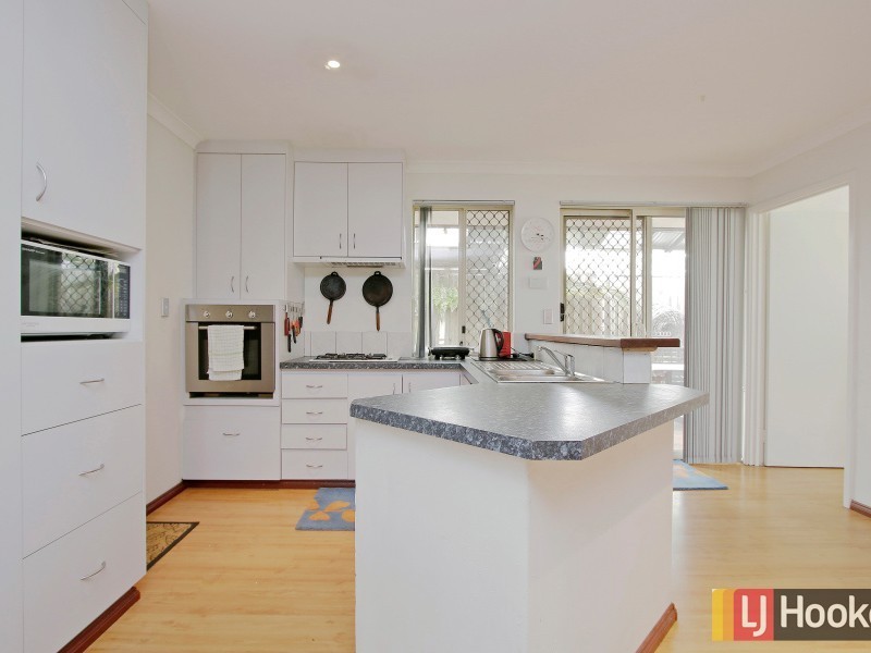 18 Starlight Pass, Seville Grove WA 6112