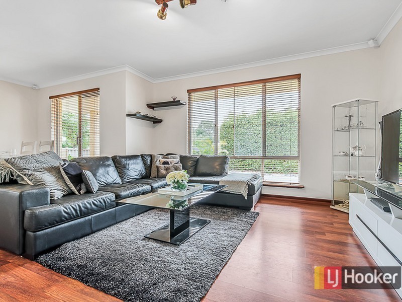 19 Ningaloo Way, Thornlie WA 6108